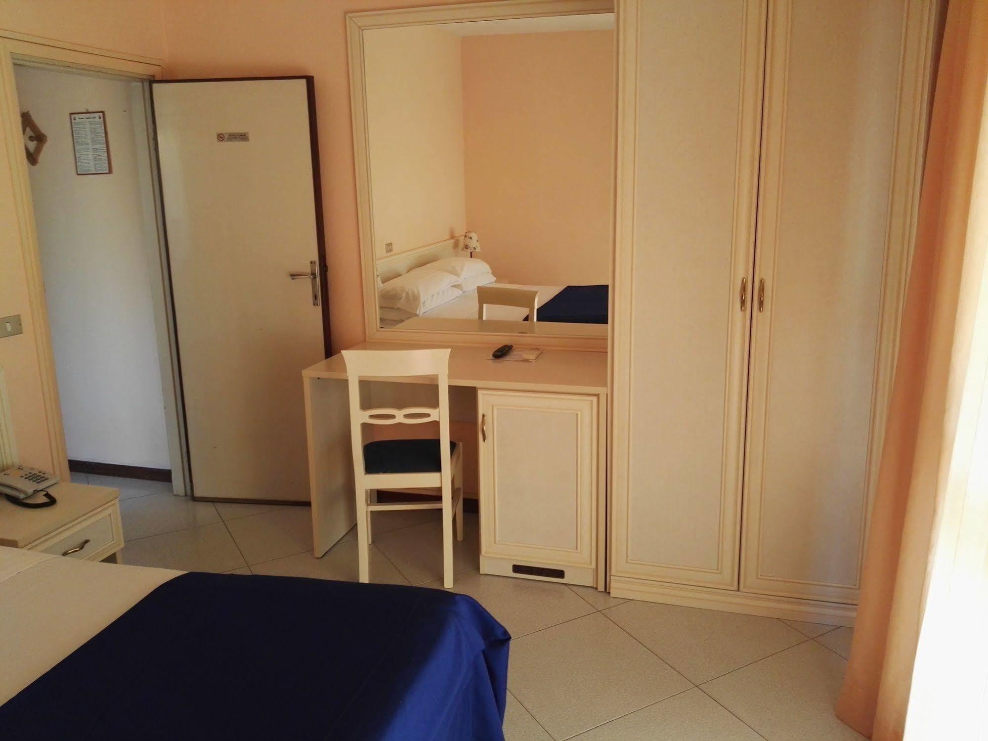 Hotel Elizabeth Marina di Pietrasanta Eksteriør billede